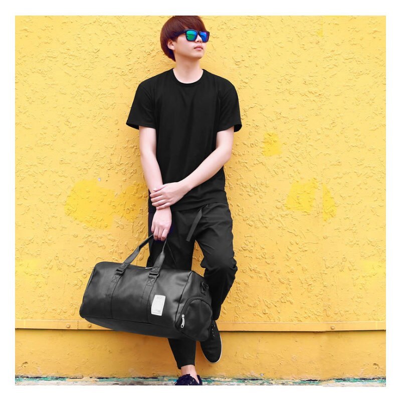 Business-Style PU Leather Sports Gym Bag – Unisex Zipper Duffel (Small & Large)