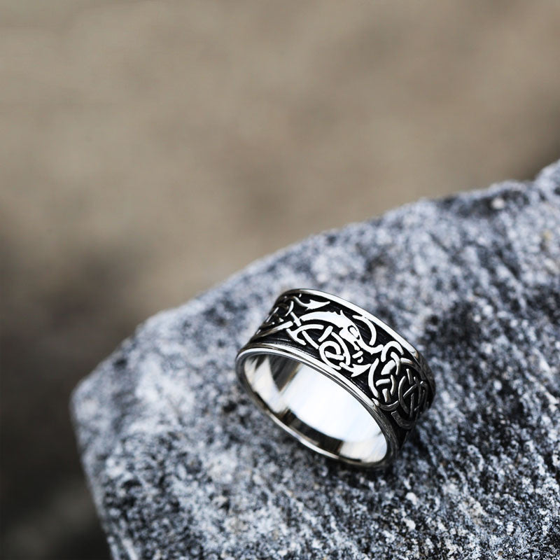Men’s Fashion Vintage Stainless Steel Ring – Simple Electroplated Stylish Ring