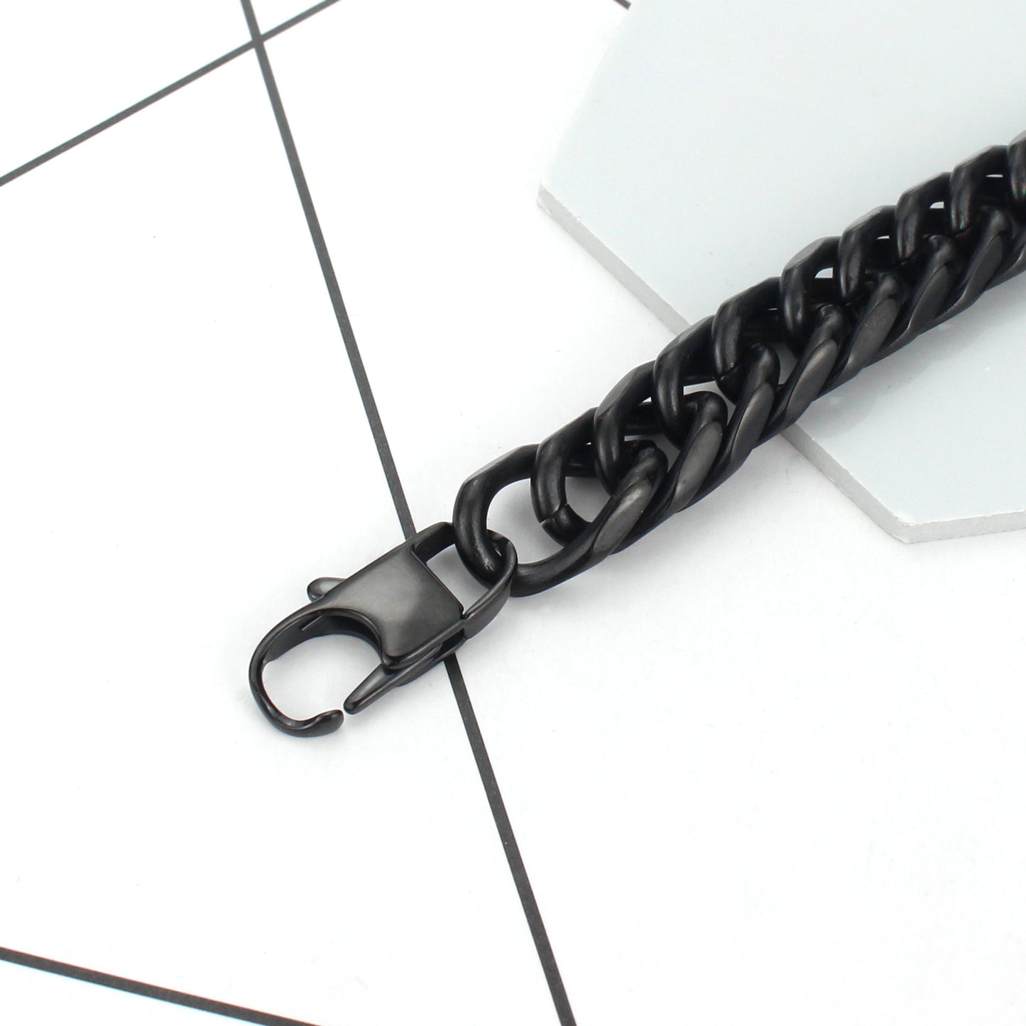 Men’s Fashion Personality Titanium Steel Bracelet – Geometric Electroplated Stylish Bracelet 21.5cm