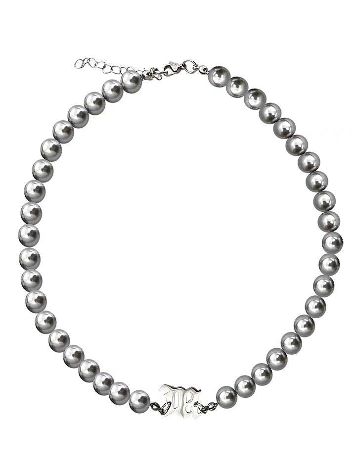 Men’s Fashionable & Versatile Grey Pearl Letter Necklace – Minimalist Beaded Style