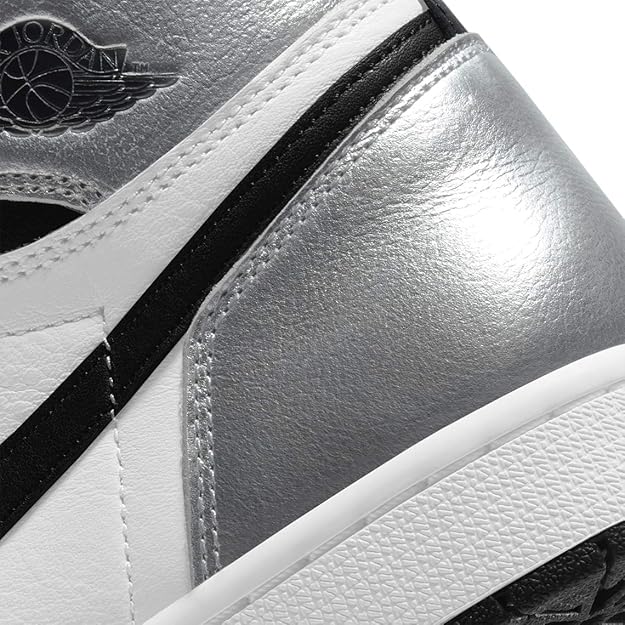 Jordan 1 High OG Silver Toe Black/Black Metallic Silver