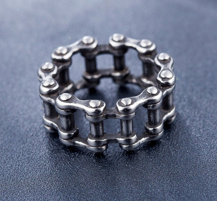 Stainless Steel Chain Link Biker Ring – Punk Rock Motorcycle Jewelry for Men | Sizes 8–13