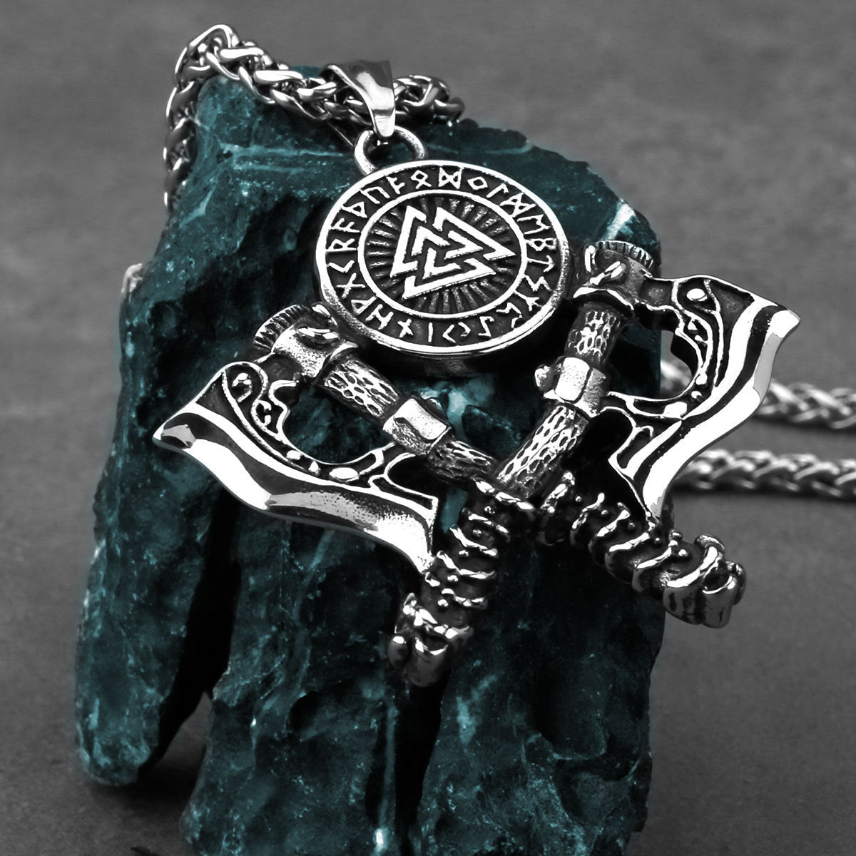 Men’s Double Axe Pendant Necklace – Stainless Steel Viking Style Titanium Steel Jewelry