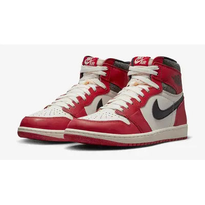 Air Jordan 1 High OG Chicago Lost & Found